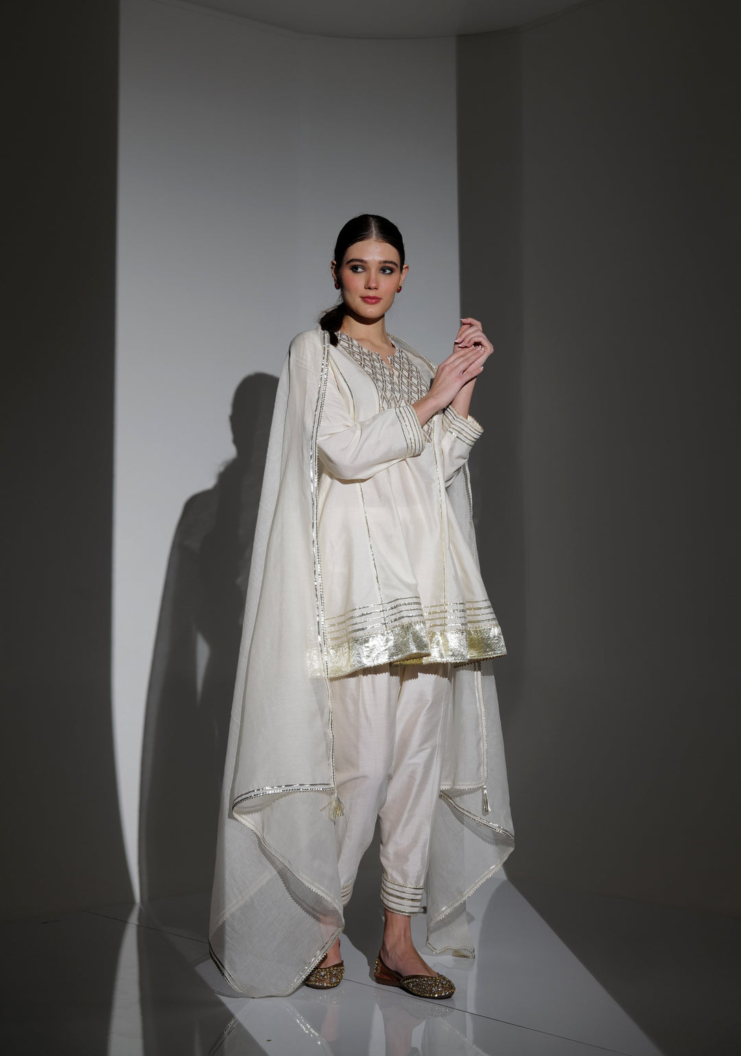 TRADITIONAL SHORT KALIDAR SET