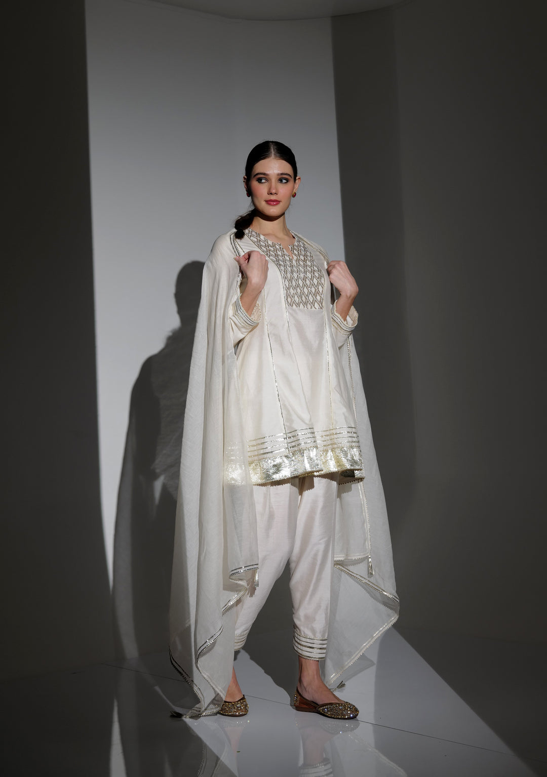 TRADITIONAL SHORT KALIDAR SET